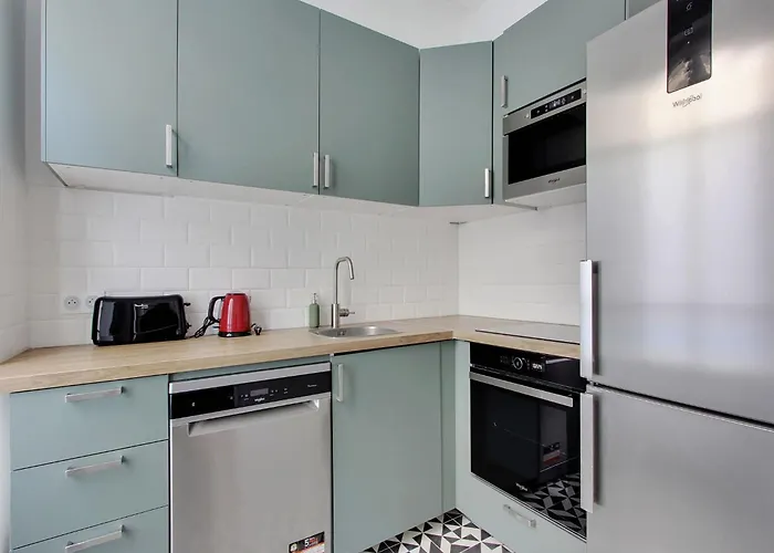 1 Bdr 2 P - Parc Monceau *